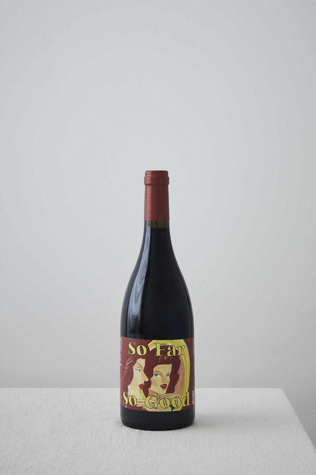 So Far So Good Syrah 2017 bottle